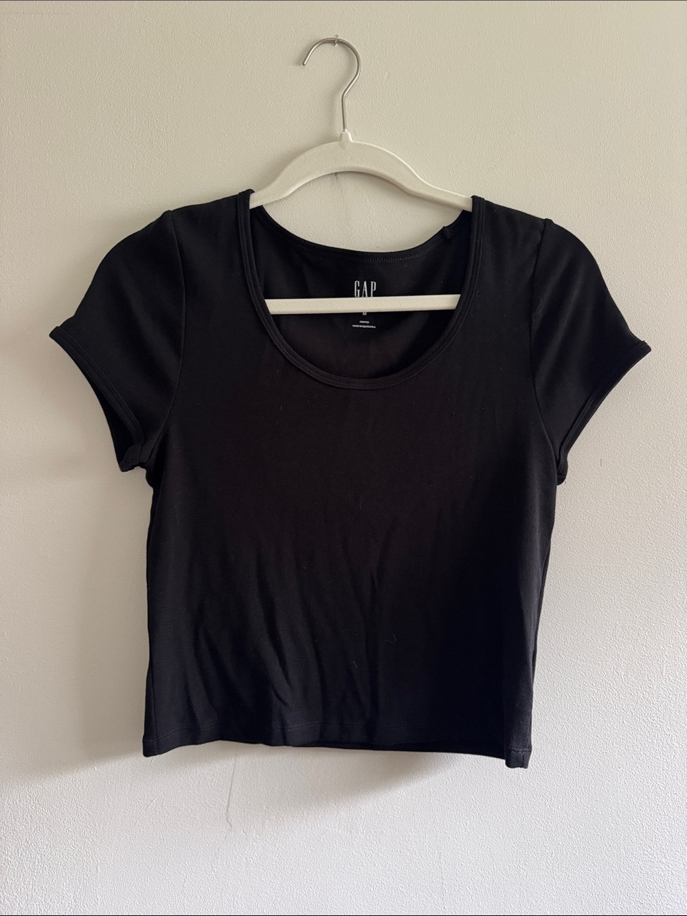 GAP Black Scoop Neck Short Sleeve Tee